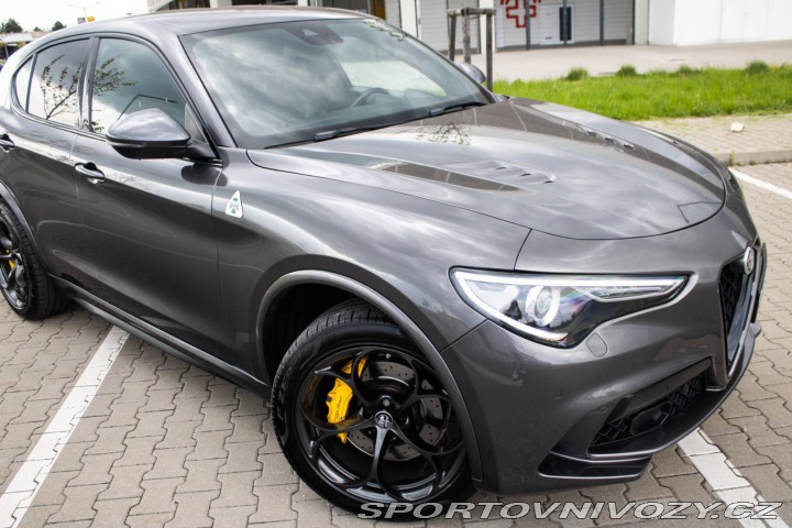 Alfa Romeo Stelvio 2.9 V6 Twin Turbo QV AWD 2020