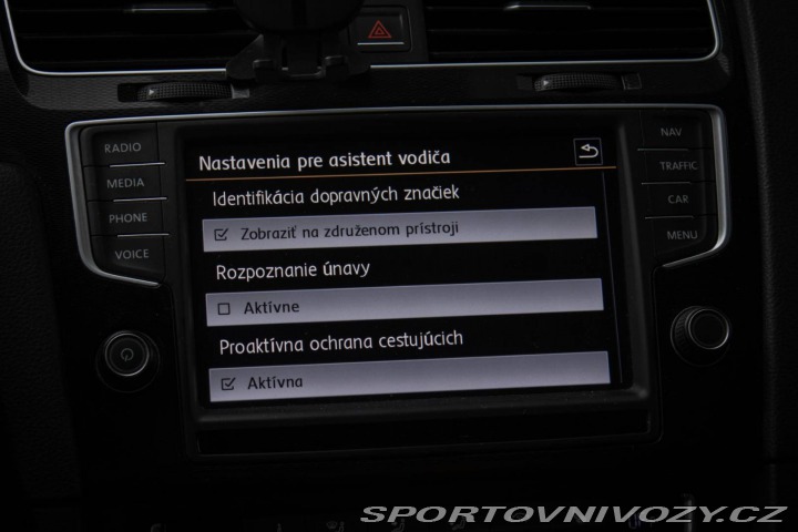 Volkswagen Golf Variant GTD 2.0 TDI BMT 2015