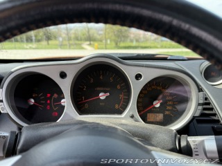 Nissan 350 Z  2004
