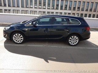 Opel Astra Sports Tourer, kombi
