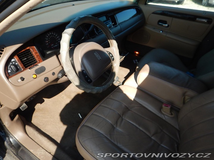 Ostatní značky Ostatní modely Lincoln Town Car 4.6 i 160 kw 1998