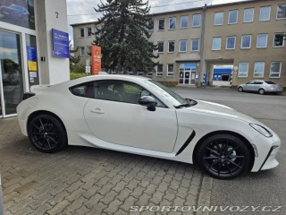 Toyota GR86 2,4 Executive 6 MT 2022