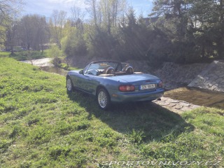 Mazda MX-5  2005