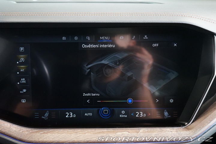 Volkswagen Ostatní modely Touareg 3.0 TSI LED Vzduch HUD 36 2020