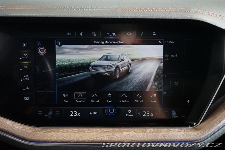 Volkswagen Ostatní modely Touareg 3.0 TSI LED Vzduch HUD 36 2020