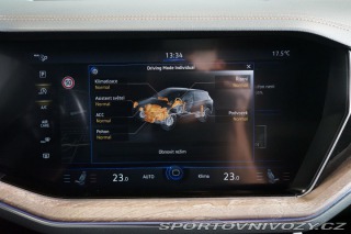 Volkswagen Ostatní modely Touareg 3.0 TSI LED Vzduch HUD 36 2020