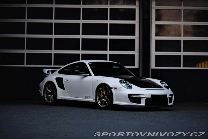 Porsche 911 GT2 RS 2010