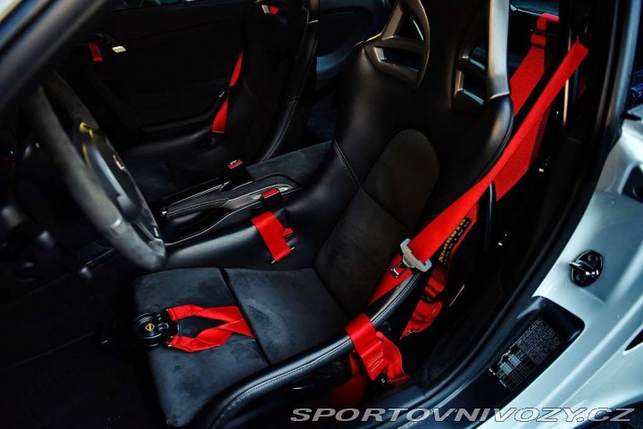 Porsche 911 GT2 RS 2010