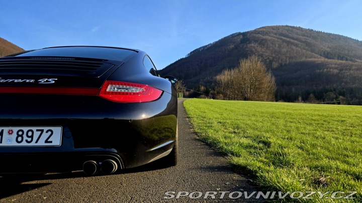 Porsche 911 Carrera 4S 997.2 2010