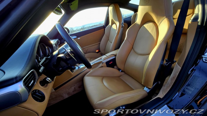 Porsche 911 Carrera 4S 997.2 2010