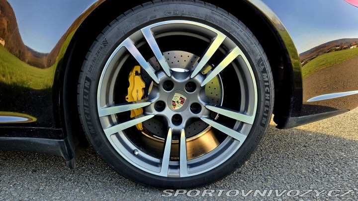 Porsche 911 Carrera 4S 997.2 2010