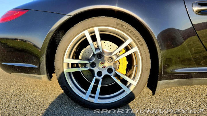 Porsche 911 Carrera 4S 997.2 2010