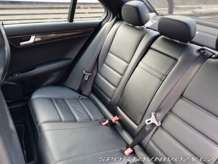 Mercedes-Benz C C 63 AMG 2011