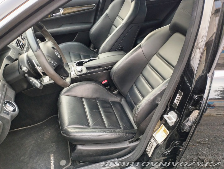 Mercedes-Benz C C 63 AMG 2011