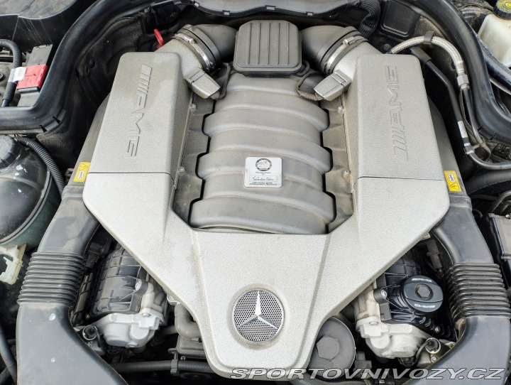 Mercedes-Benz C C 63 AMG 2011