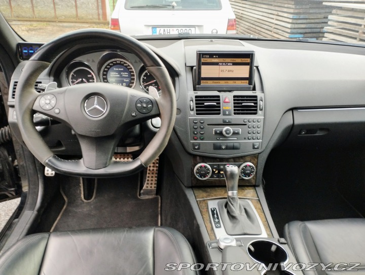 Mercedes-Benz C C 63 AMG 2011