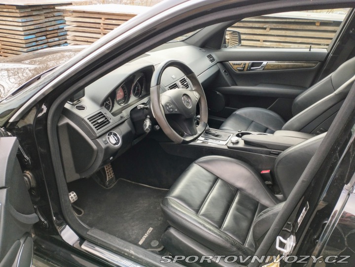 Mercedes-Benz C C 63 AMG 2011