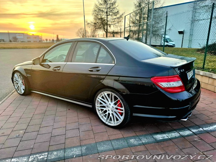 Mercedes-Benz C C 63 AMG 2011