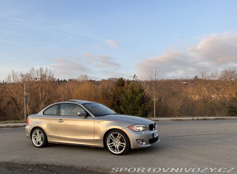 BMW 1 128i, manuál, DE původ