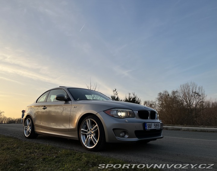 BMW 1 128i, manuál, DE původ 2011