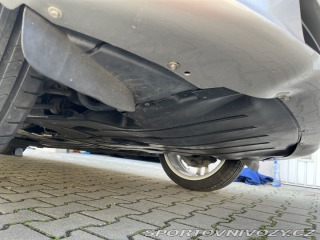 BMW 1 128i, manuál, DE původ 2011
