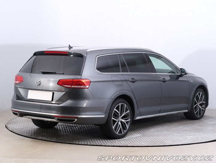 Volkswagen Ostatní modely Passat Alltrack 2.0 BiTDI 2016