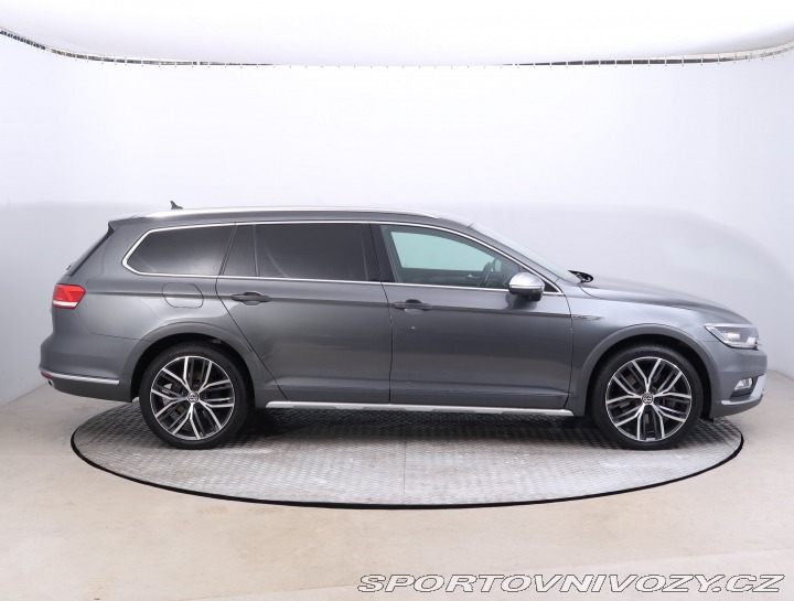 Volkswagen Ostatní modely Passat Alltrack 2.0 BiTDI 2016