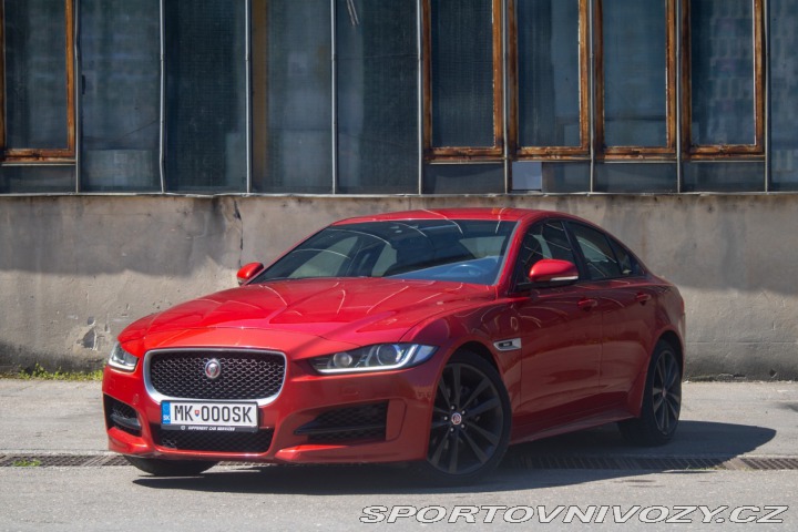 Jaguar XE 2016