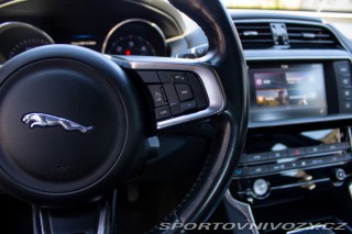 Jaguar XE  2016