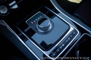 Jaguar XE  2016