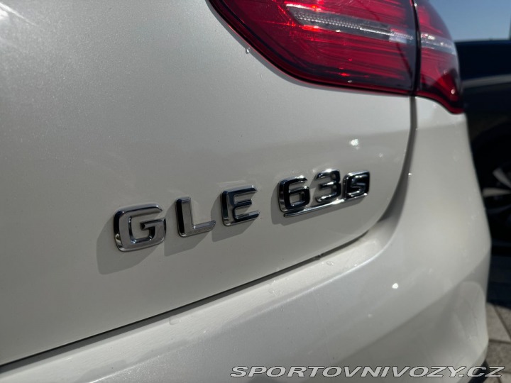 Mercedes-Benz Ostatní modely GLE 8V Biturbo 2015