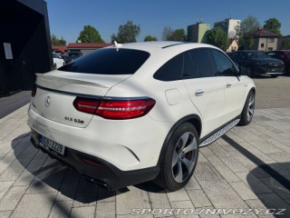 Mercedes-Benz Ostatní modely GLE 8V Biturbo 2015