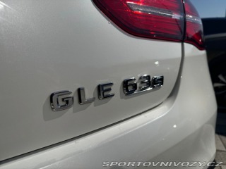 Mercedes-Benz Ostatní modely GLE 8V Biturbo 2015