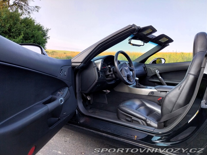 Chevrolet Corvette C6 Convertible Z51 2005