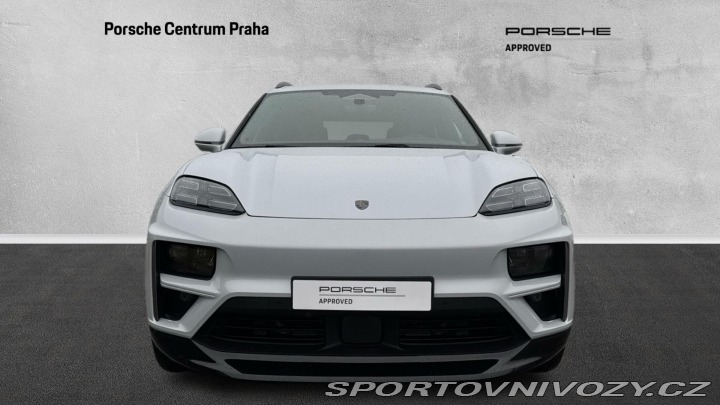 Porsche Macan Turbo 2024