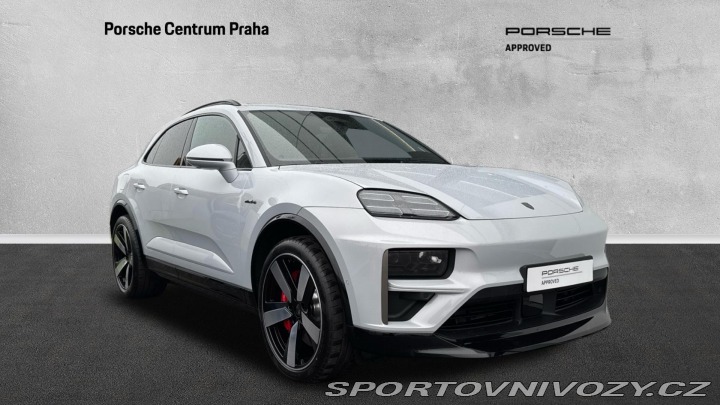 Porsche Macan Turbo 2024