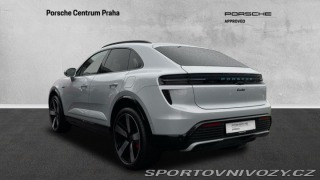 Porsche Macan Turbo 2024