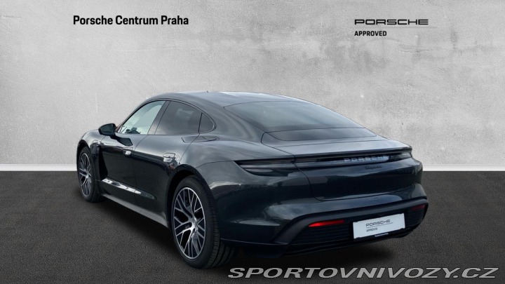 Porsche Taycan 2025