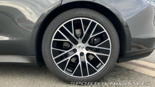 Porsche Taycan  2025