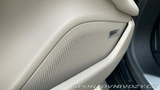Porsche Taycan  2025