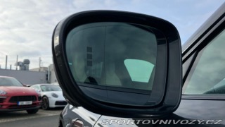 Porsche Taycan  2025