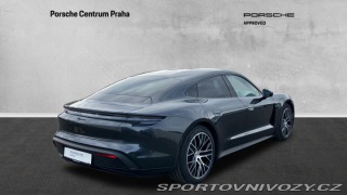 Porsche Taycan  2025