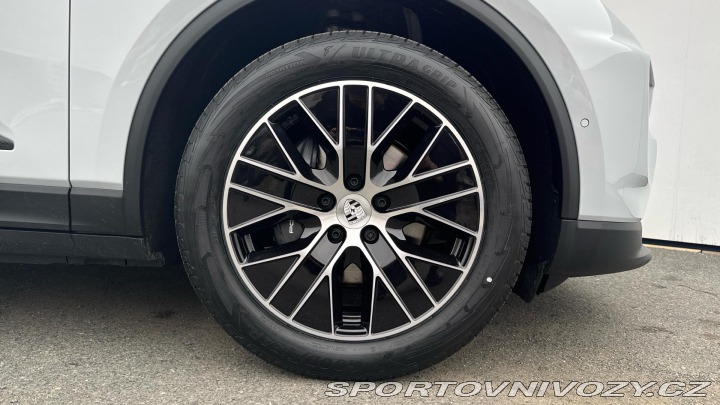 Porsche Macan  2025