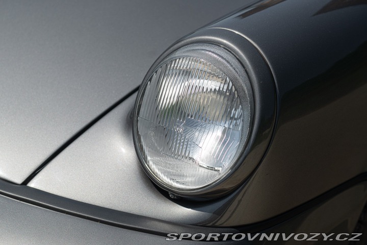 Porsche 911 964 (911) CARRERA 4 CABRIOLET 1990