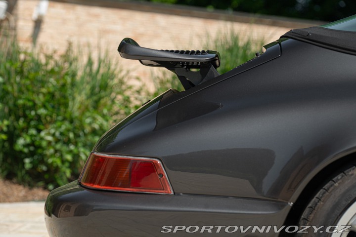 Porsche 911 964 (911) CARRERA 4 CABRIOLET 1990