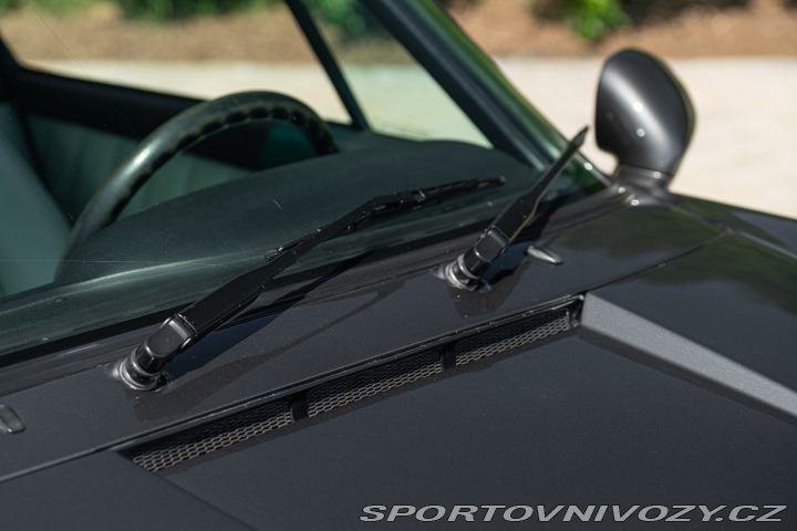 Porsche 911 964 (911) CARRERA 4 CABRIOLET 1990
