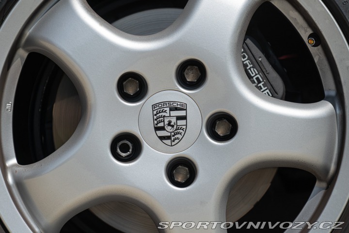 Porsche 911 964 (911) CARRERA 4 CABRIOLET 1990