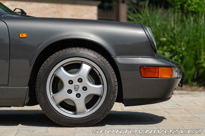 Porsche 911 964 (911) CARRERA 4 CABRIOLET 1990