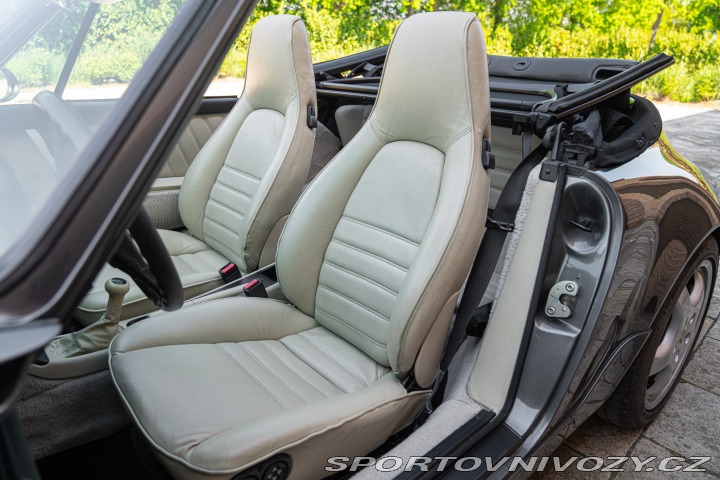 Porsche 911 964 (911) CARRERA 4 CABRIOLET 1990