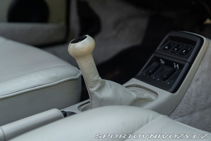 Porsche 911 964 (911) CARRERA 4 CABRIOLET 1990